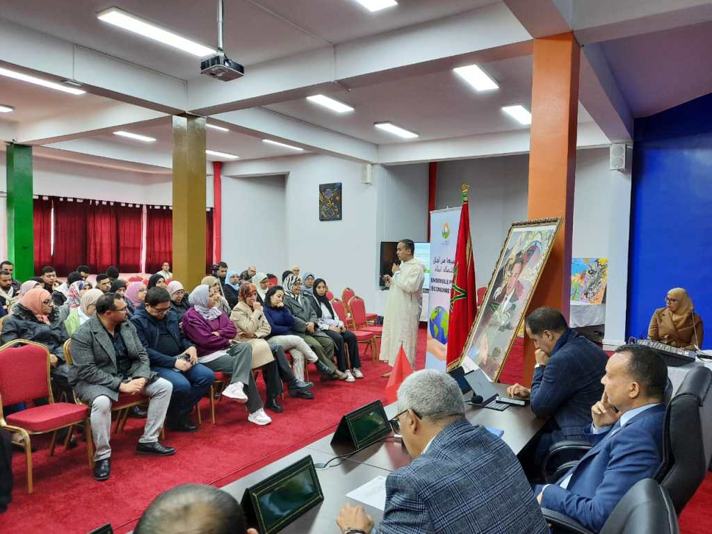 Doukkali participe à un atelier de sensibilisation sur l’empreinte écologique et la crise de l’eau au Maroc